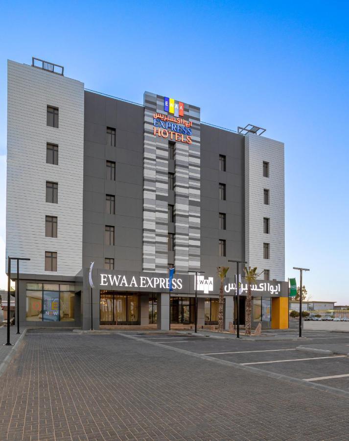 Ewaa Express Hotel - Al Jouf 塞卡凯 外观 照片